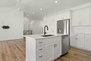 2228 E Grenada Ln, Eagle Mountain, UT 84005 - Photo 19