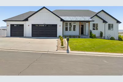 2228 E Grenada Ln, Eagle Mountain, UT 84005 - Photo 1