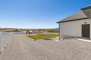 2228 E Grenada Ln, Eagle Mountain, UT 84005 - Photo 35