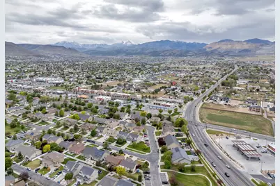 13047 S Padstow Ln, Herriman, UT 84096 - Photo 37