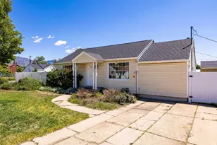 307 S Park St W, Layton, UT 84041 - Photo 15