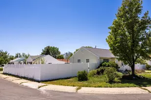 307 S Park St W, Layton, UT 84041 - Photo 17