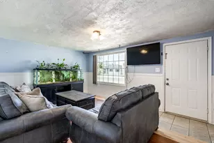 307 S Park St W, Layton, UT 84041 - Photo 3