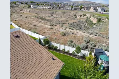 4975 E Silver Ridge Rd, Eagle Mountain, UT 84005 - Photo 43