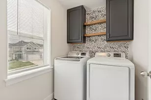 4975 E Silver Ridge Rd, Eagle Mountain, UT 84005 - Photo 27