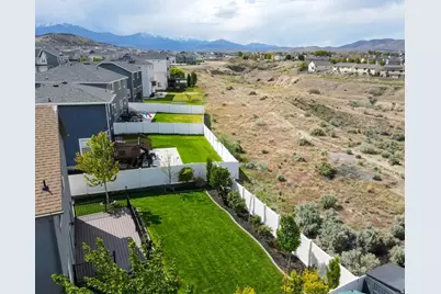 4975 E Silver Ridge Rd, Eagle Mountain, UT 84005 - Photo 45
