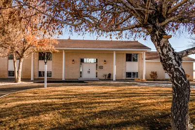1105 S 500 W, Vernal, UT 84078 - Photo 1