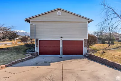 909 W 1800 S, Woods Cross, UT 84087 - Photo 21