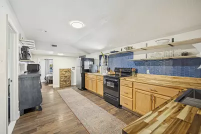 1445 W Russett Ave, West Valley, UT 84119 - Photo 5