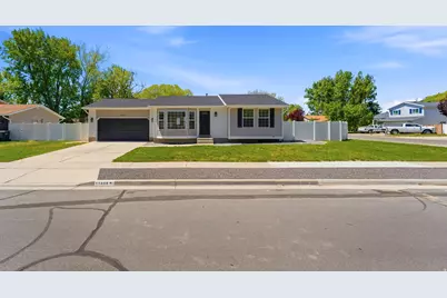11058 S Sandy Creek Dr. Dr E, Sandy, UT 84094 - Photo 3