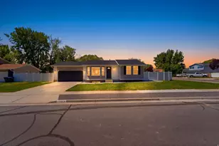 11058 S Sandy Creek Dr Dr E, Sandy, UT 84094 - Photo 5