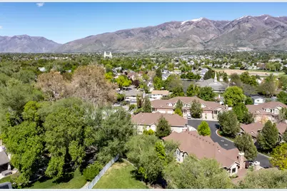 652 S Clearwater Falls Dr, Layton, UT 84041 - Photo 23