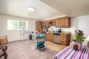 652 S Clearwater Falls Dr, Layton, UT 84041 - Photo 15
