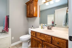 652 S Clearwater Falls Dr, Layton, UT 84041 - Photo 9