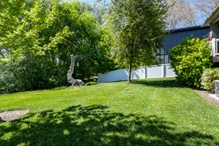 652 S Clearwater Falls Dr, Layton, UT 84041 - Photo 21