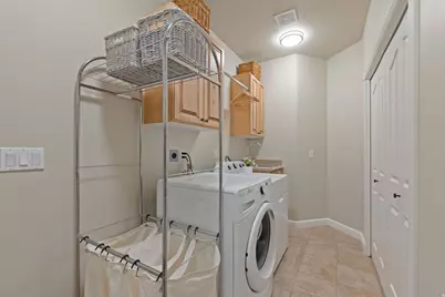 2771 N 2125 E, Layton, UT 84040 - Photo 35