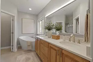 2771 N 2125 E, Layton, UT 84040 - Photo 27