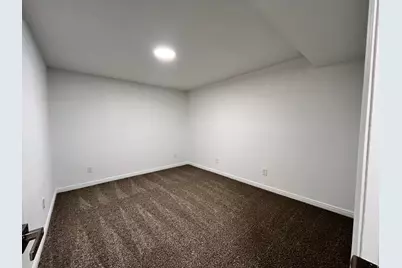 883 W 180 S, Orem, UT 84058 - Photo 17