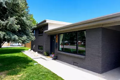 7067 S 2155 E, Cottonwood Heights, UT 84121 - Photo 1