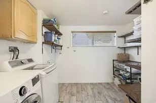 7067 S 2155 E, Cottonwood Heights, UT 84121 - Photo 25