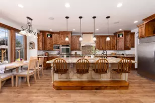 687 S 2080 E, Springville, UT 84663 - Photo 3