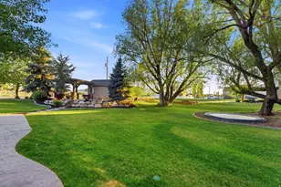 1872 S Country Ln W, Lehi, UT 84043 - Photo 55