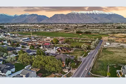 1872 S Country Lane W, Lehi, UT 84043 - Photo 5