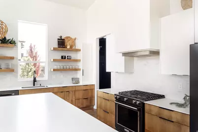 2796 N 900 St E, Lehi, UT 84043 - Photo 13