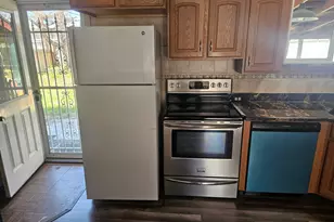 651 Sherwood Dr, Layton, UT 84041 - Photo 5