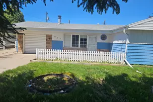 651 Sherwood Dr, Layton, UT 84041 - Photo 1