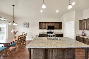 2531 N 1000 E, Layton, UT 84040 - Photo 13
