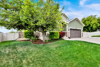 2531 N 1000 E, Layton, UT 84040 - Photo 3