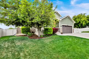 2531 N 1000 E, Layton, UT 84040 - Photo 3