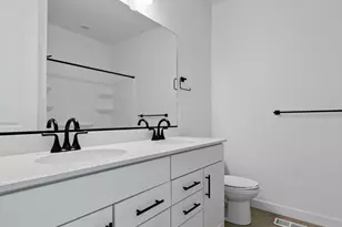 6351 W W Pyramid Peak Ln, Herriman, UT 84096 - Photo 15