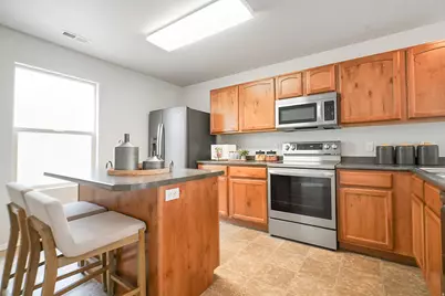 2128 E Eagle Crest Way, Eagle Mountain, UT 84005 - Photo 7