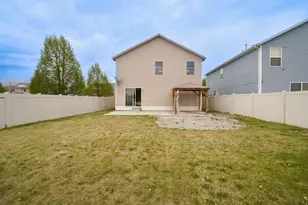 2128 E Eagle Crest Way, Eagle Mountain, UT 84005 - Photo 25