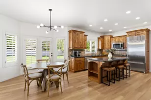 1712 E Somerset Ridge Dr S, Draper, UT 84020 - Photo 17