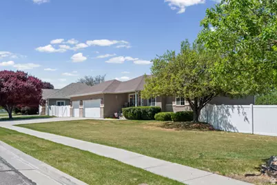 3462 W Melody Creek Cir, Riverton, UT 84065 - Photo 5