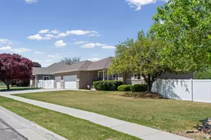 3462 W Melody Creek Circle, Riverton, UT 84065 - Photo 5