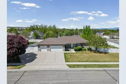3462 W Melody Creek Cir, Riverton, UT 84065 - Photo 43