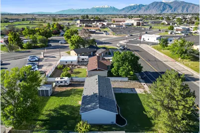 70 S 200 W, Salem, UT 84653 - Photo 3