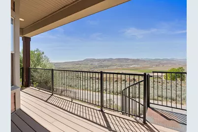 4833 N Shady Bend Ln, Lehi, UT 84043 - Photo 9