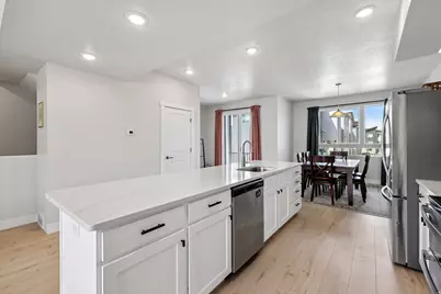 528 S 950 W, American Fork, UT 84003 - Photo 9