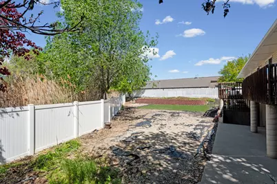 7402 S Temple Dr W, West Jordan, UT 84084 - Photo 29