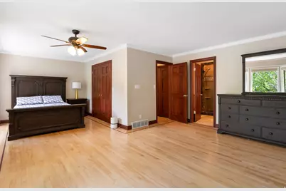 4049 E Prospector Dr S, Cottonwood Heights, UT 84121 - Photo 35