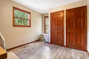 4049 E Prospector Dr S, Cottonwood Heights, UT 84121 - Photo 19