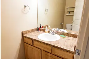 1658 W 300 S, Vernal, UT 84078 - Photo 9