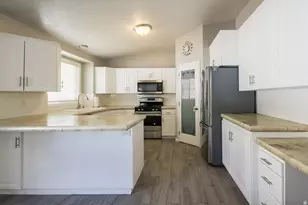 375 S 3290 W, Vernal, UT 84078 - Photo 7