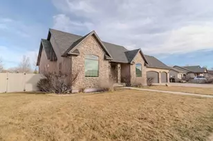 85 S Constitution Dr, Roosevelt, UT 84066 - Photo 11