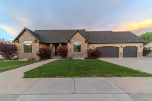 85 S Constitution Dr, Roosevelt, UT 84066 - Photo 1